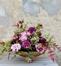 Laden Sie das Bild in den Galerie-Viewer, Alu-Jardiniere auf Fuß &#39;Silvio&#39;, gold mittel