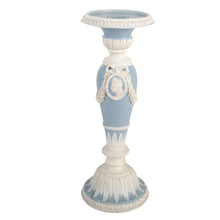 Laden Sie das Bild in den Galerie-Viewer, Kerzenleuchter &#39;Lord Wedgewood&#39; blau