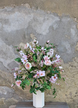 Laden Sie das Bild in den Galerie-Viewer, Vase &#39;Esagono&#39;  creme