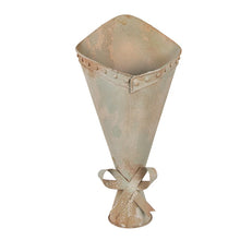 Laden Sie das Bild in den Galerie-Viewer, Wand-Vase shabby green