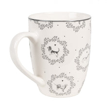 Laden Sie das Bild in den Galerie-Viewer, Tasse &#39;Dackel Allover&#39; creme-grau