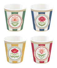 Laden Sie das Bild in den Galerie-Viewer, Espresso-Becher &#39;Flowery&#39; grün