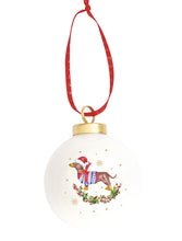 Laden Sie das Bild in den Galerie-Viewer, Kugel 'Xmas Dog' II