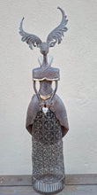 Laden Sie das Bild in den Galerie-Viewer, Deko-Figur &#39;Hirsch&#39; XL bronce-braun