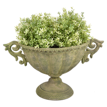 Laden Sie das Bild in den Galerie-Viewer, Metall-Vase &#39;Old look&#39;, grün